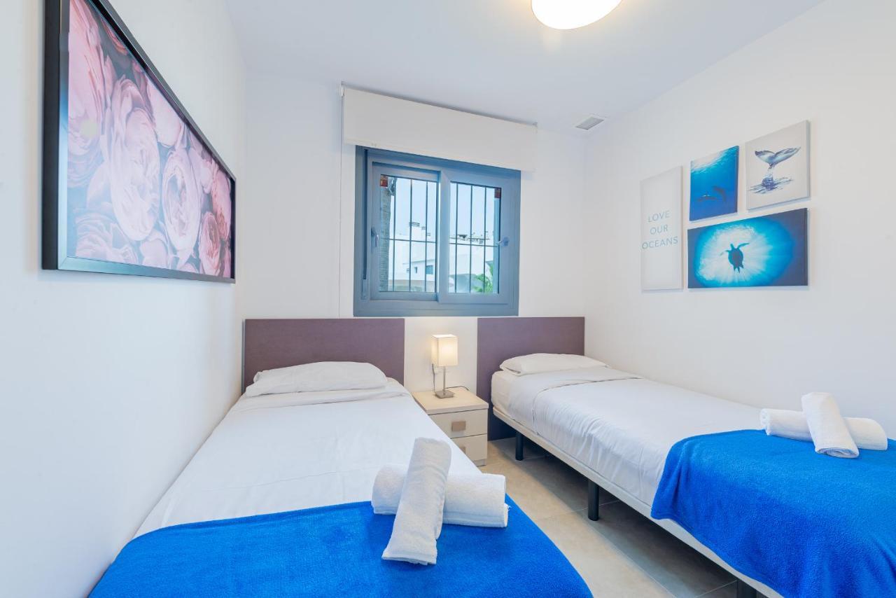 Appartement Myflats Luxury Ocean Side à Arenales del Sol Extérieur photo
