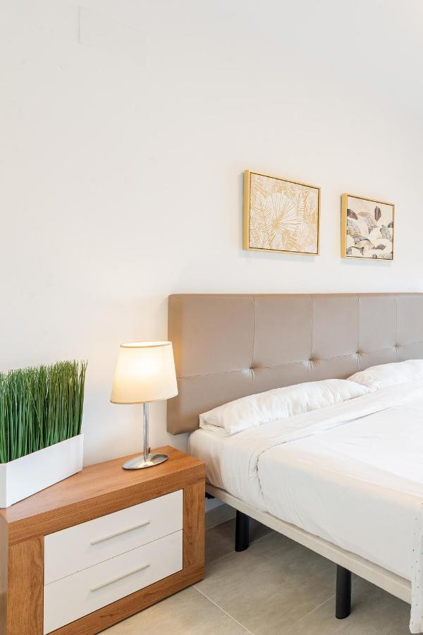 Appartement Myflats Luxury Ocean Side à Arenales del Sol Extérieur photo